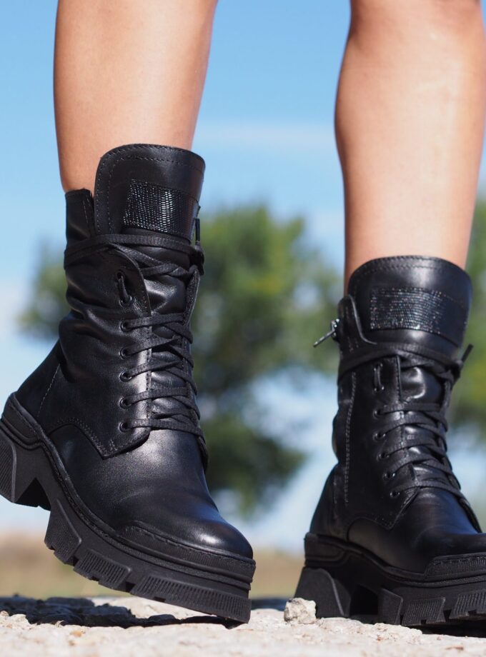 Womens genuine leather boots,Black Genuine leather boots,Extravagant leather boots ,women leather boots,Leather Boots Women,Winter boots