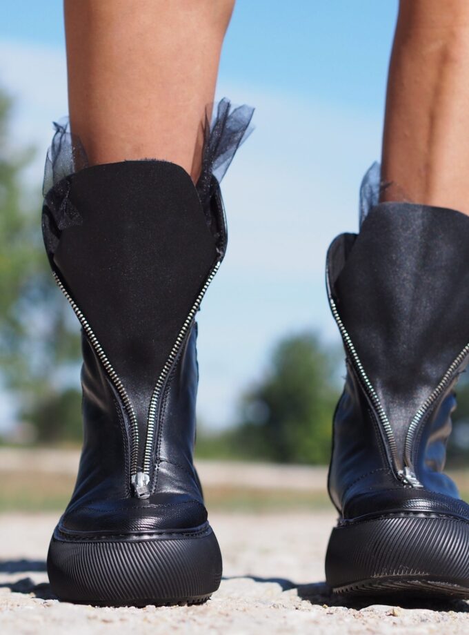 Womens genuine leather boots,Black Genuine leather boots,Extravagant leather boots ,women leather boots,Leather Boots Women,Winter boots