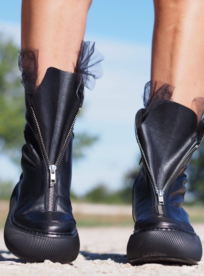 Womens genuine leather boots,Black Genuine leather boots,Extravagant leather boots ,women leather boots,Leather Boots Women,Winter boots
