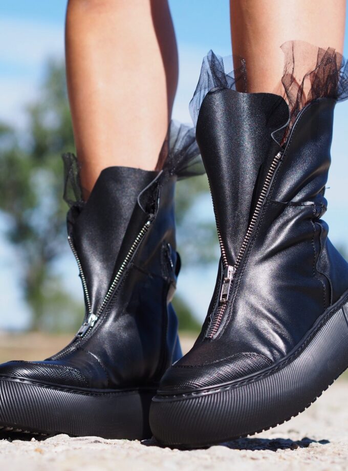 Womens genuine leather boots,Black Genuine leather boots,Extravagant leather boots ,women leather boots,Leather Boots Women,Winter boots