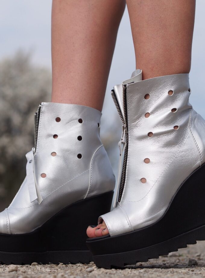 Silver Genuine leather summer boots,Platform summer boots,must have wedges,Women open toe wedges ,Silver summer boots,silver leather boots