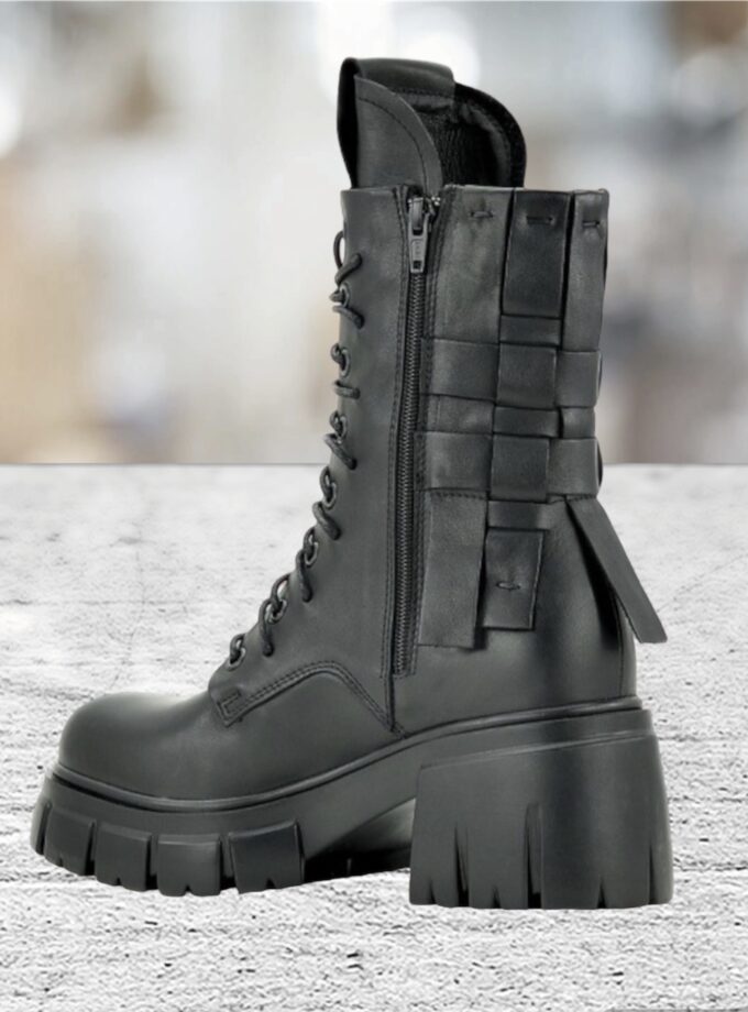 Women's genuine leather boots,Black leather winter boots for women ,Extravagant leather boots ,women leather boots,Leather Boots for Women