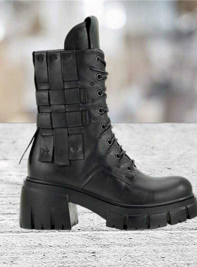 Women's genuine leather boots,Black leather winter boots for women ,Extravagant leather boots ,women leather boots,Leather Boots for Women