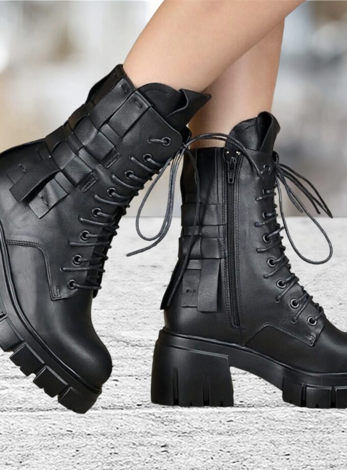 Women's genuine leather boots,Black leather winter boots for women ,Extravagant leather boots ,women leather boots,Leather Boots for Women