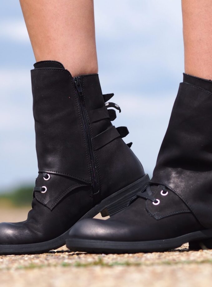 Women's Genuine Leather Boots,Black Leather Boots for women,Extravagant Leather Winter Boots,Women's Leather Ankle Boots,Women leather boots