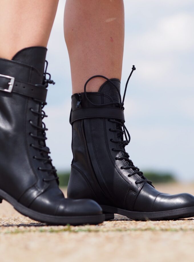 Extravagant Black Genuine Leather Women's Boots,Leather Boots for women,Leather Winter Boots,Women's Leather Ankle Boots,Women leather boots